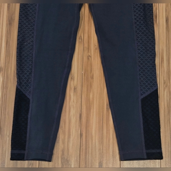 NWOT Nike Pro Dark Gray Leggings - Picture 2 of 10